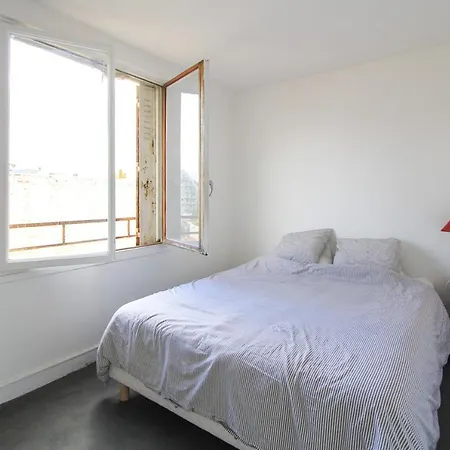 Nice 37M With Large Terrace In Paris Apartment