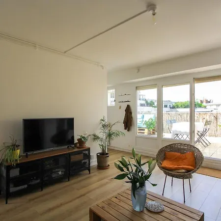 Nice 37M With Large Terrace In Paris Apartment Paris